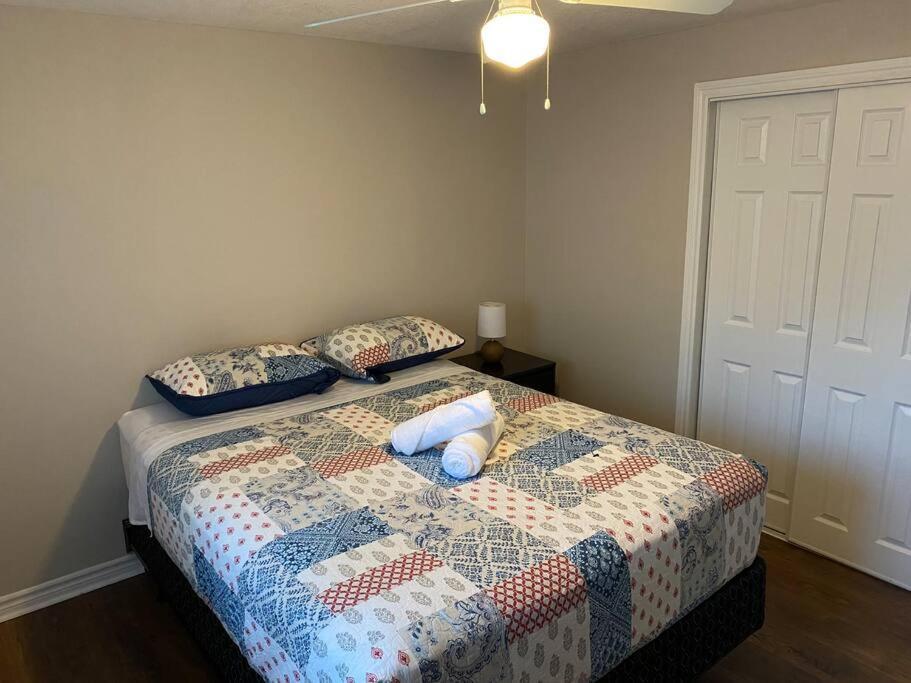 Kingston Comfort Hub Dış mekan fotoğraf